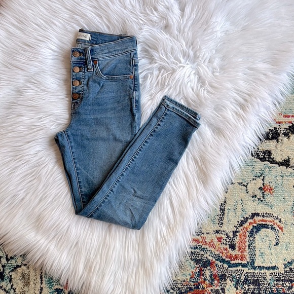 MADEWELL 9" Mid-Rise Skinny Crop Jeans: Button-Front TENCEL™ Denim Edition, 25 - Picture 2 of 10